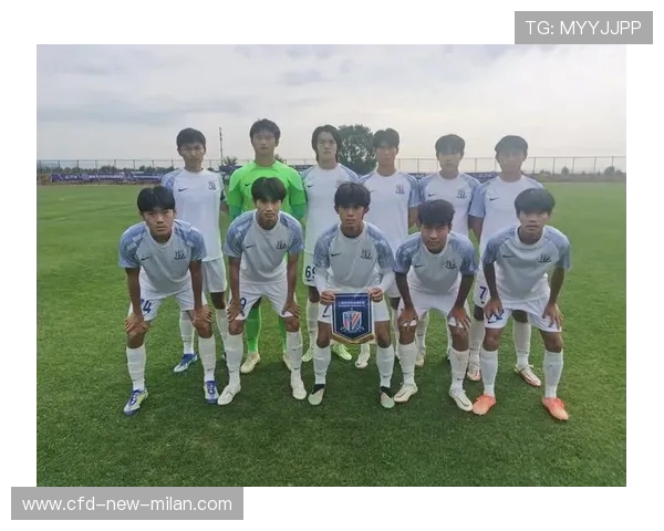 足球联赛在青训扶持中鼓励多俱乐部联合办学实现资源共享与互利