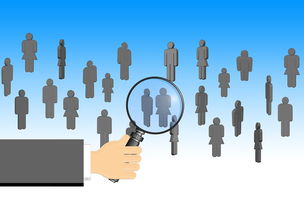 米兰体育app官网-国足比赛战术调整案例分析，国足的战术